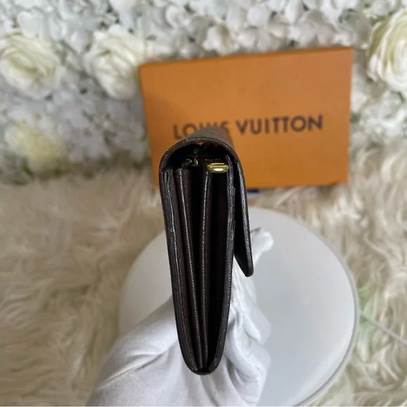 LIKE NEW LV DAMEIR EBENE - Picture 11 of 17